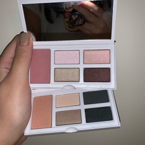 BRAND NEW LE Clinique eye and face pallets
